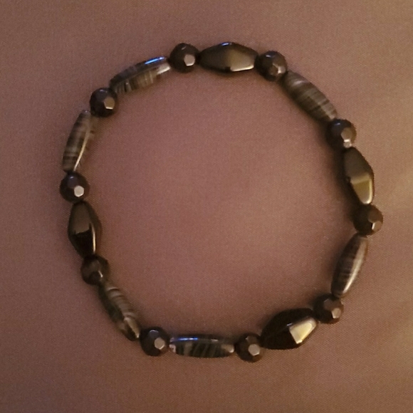 Black Bead Bracelet $5 BUNDLE DEAL! - Picture 1 of 2